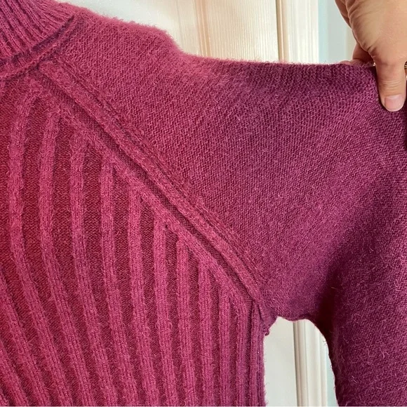 FREE PEOPLE Oversized Big City Turtleneck Sweater Fuchsia Pink Womens M-XL Prep - Picture 5 of 14